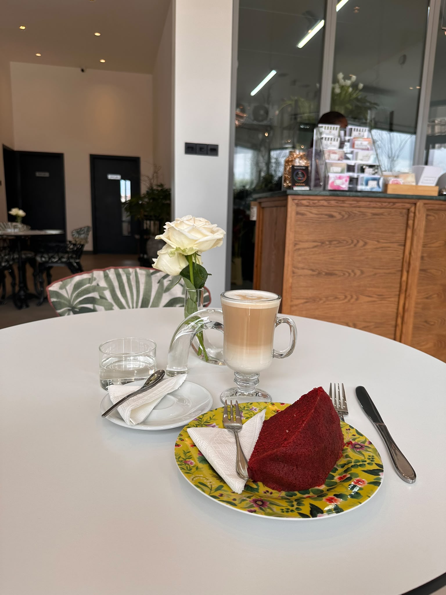 Coffee and cake out